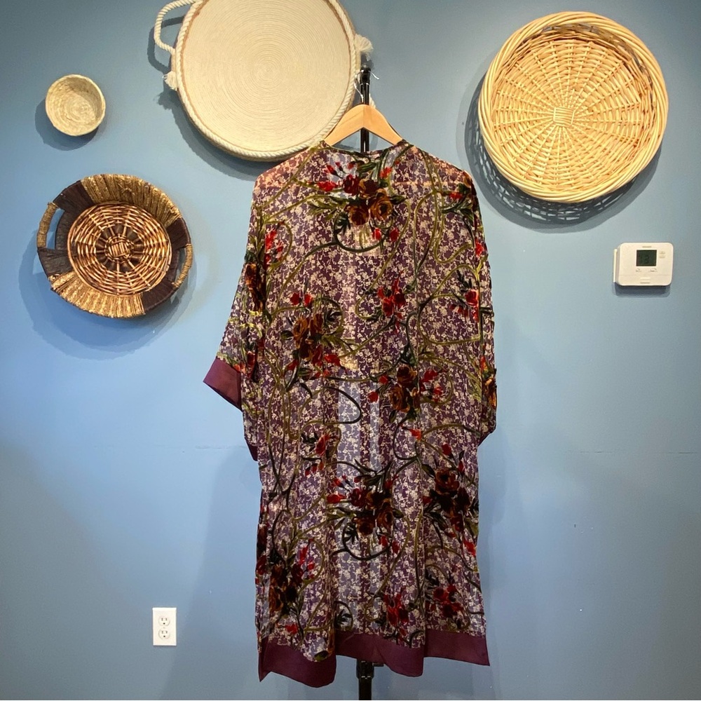 Band of Gypsies Multicolor Floral Kimono - Picture 3 of 4